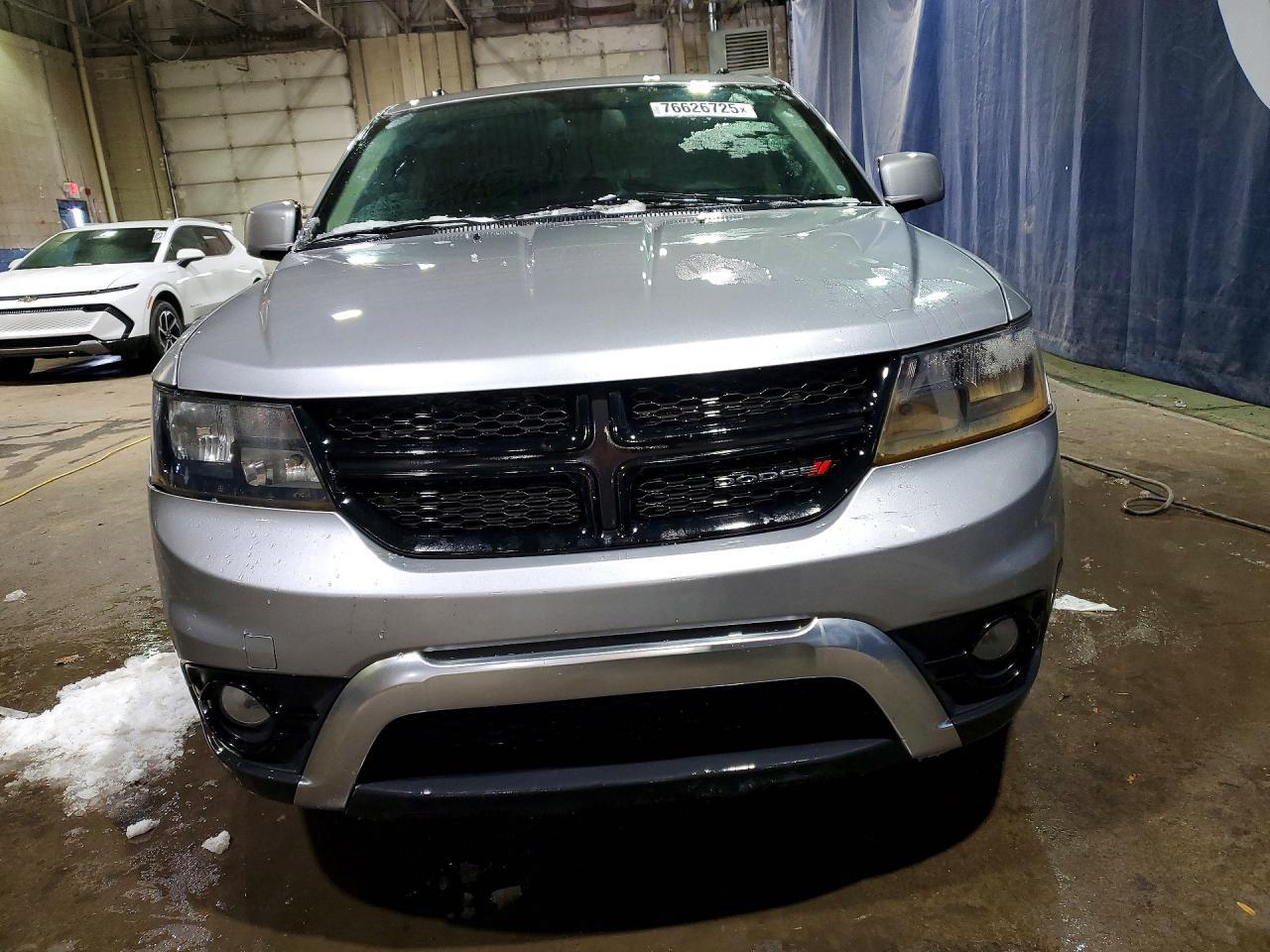2019 Dodge Journey Crossroad - Image 5