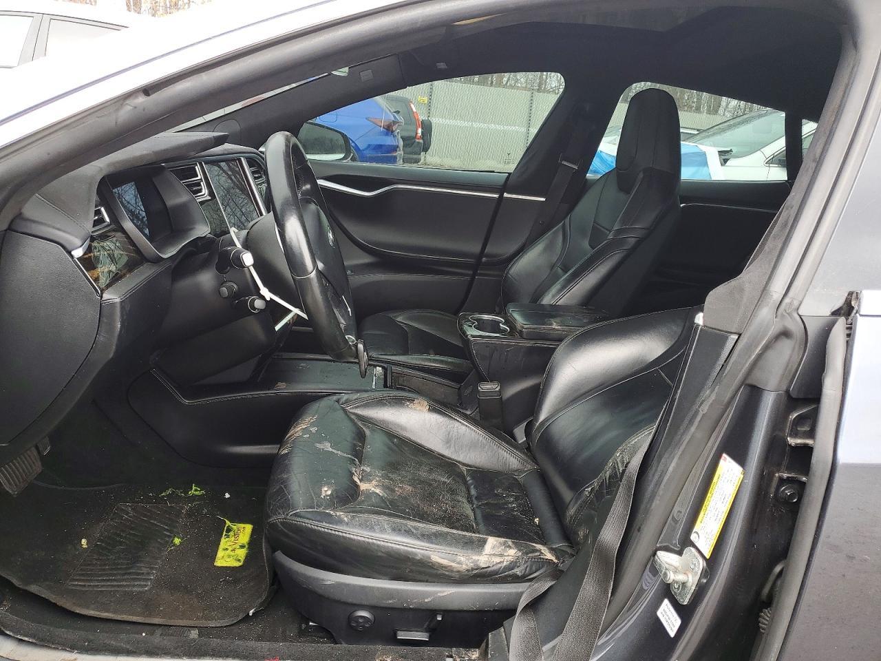 2016 Tesla Model S - Image 7