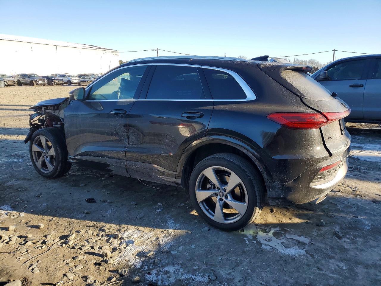 2025 Audi Q5 Premium Plus - Фото 2