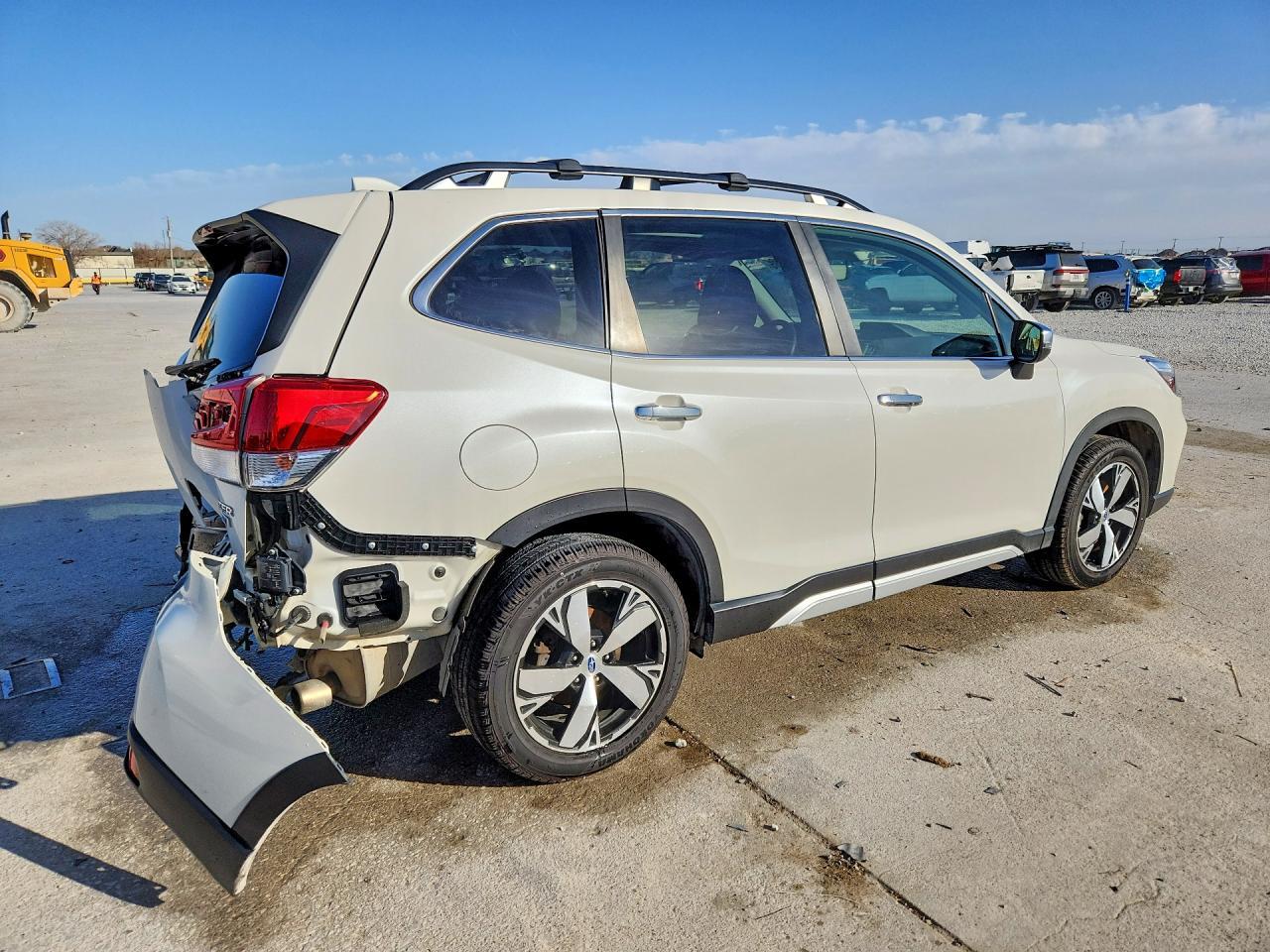 2019 Subaru Forester Touring - Фото 3