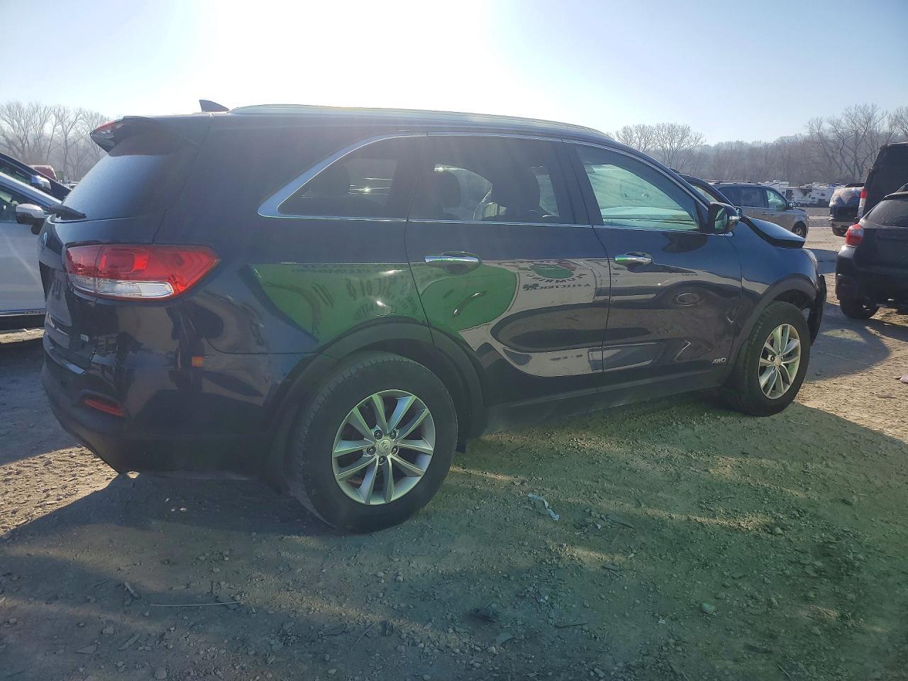 2017 Kia Sorento Lx - Фото 3