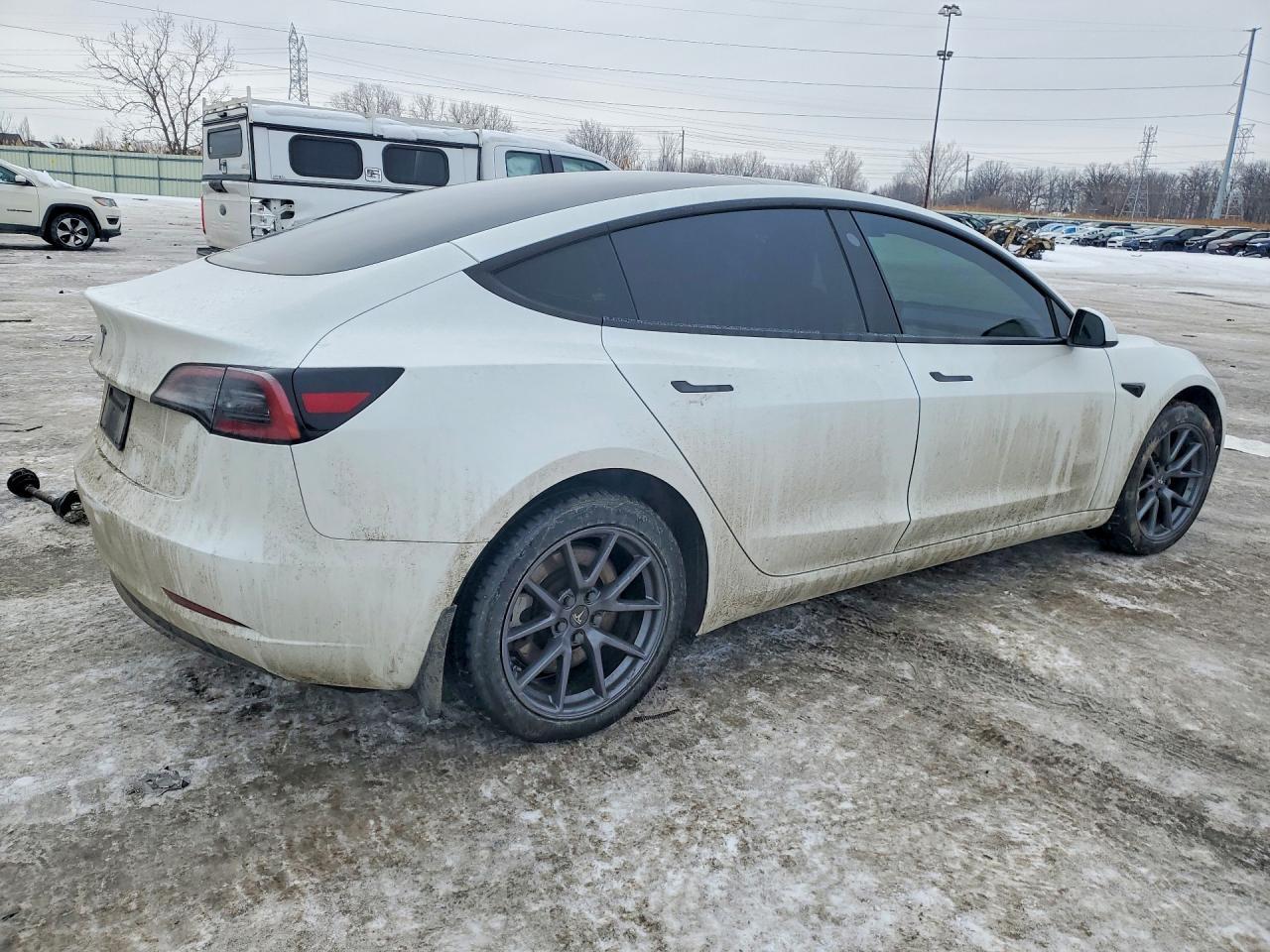 2023 Tesla Model 3 - Image 3