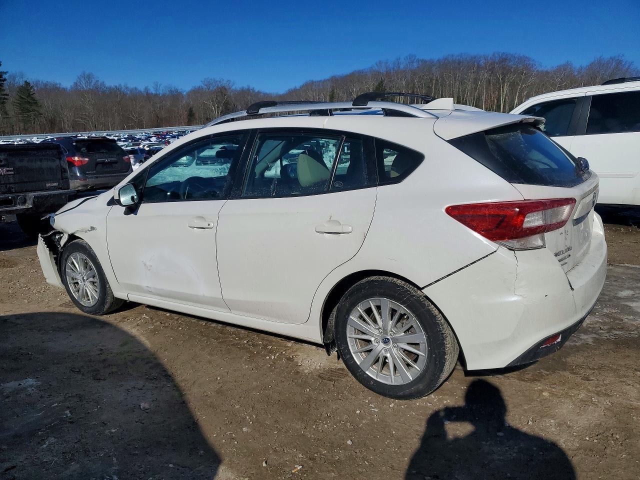 2017 Subaru Impreza Premium - Фото 2