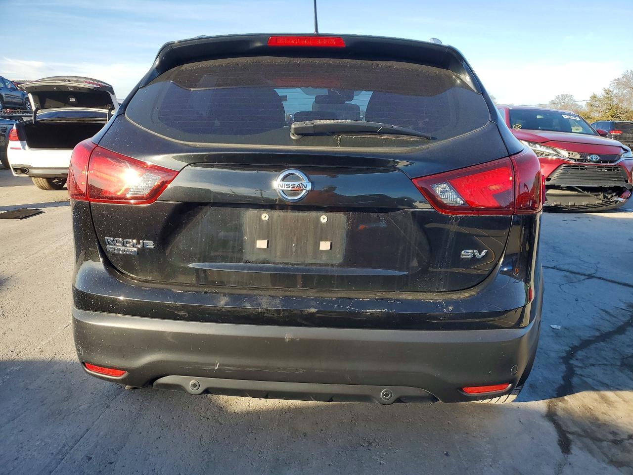 2019 Nissan Rogue Sport S - Фото 6