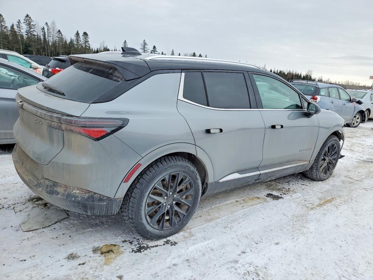 2025 Chevrolet Equinox Lt - Image 3