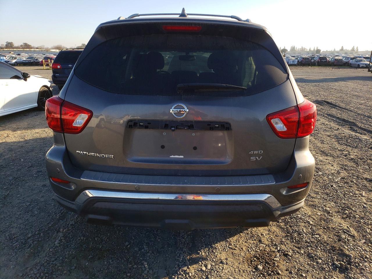 2019 Nissan Pathfinder Sv - Фото 6