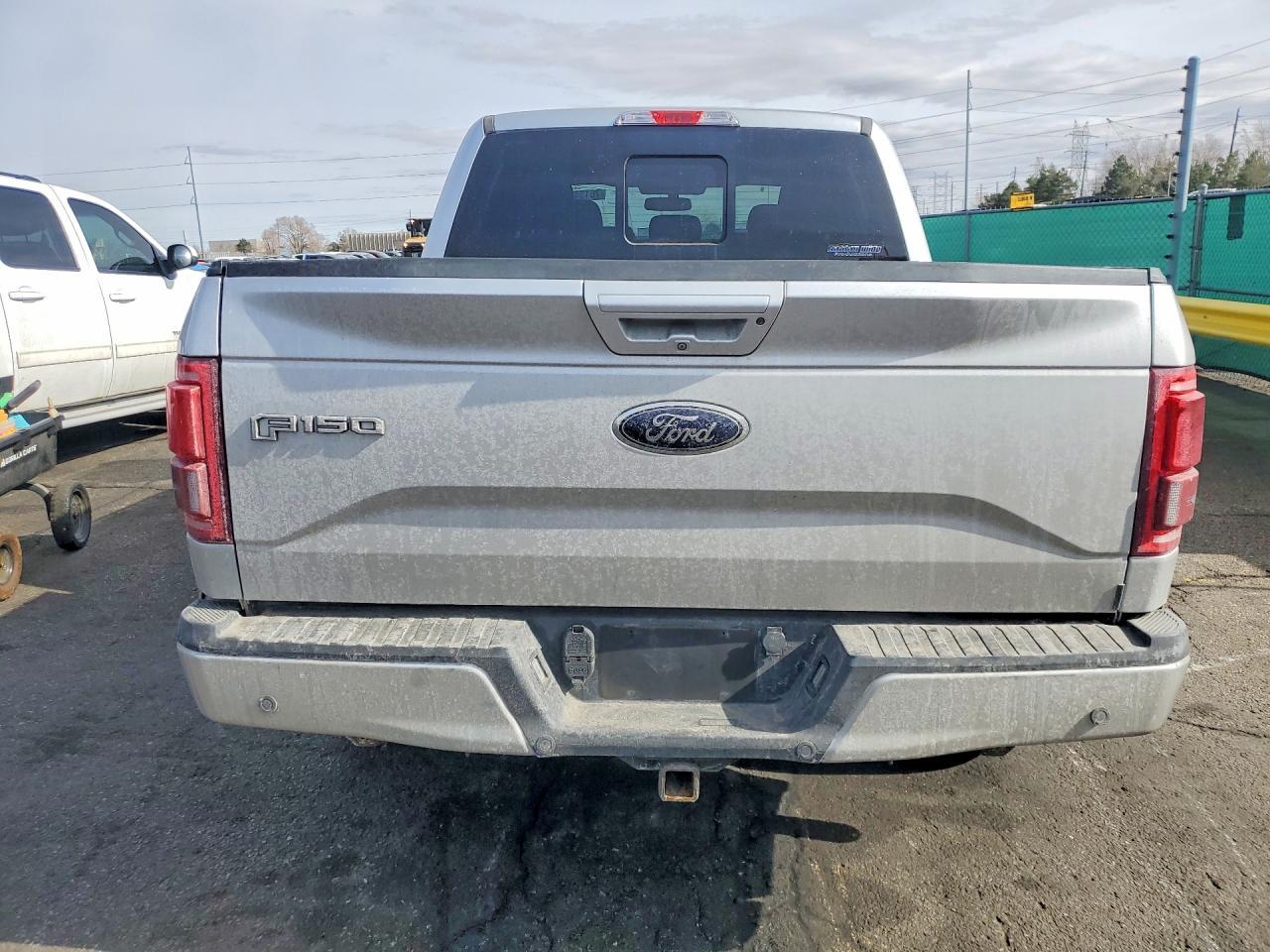 2015 Ford F150 Supercrew - Image 6