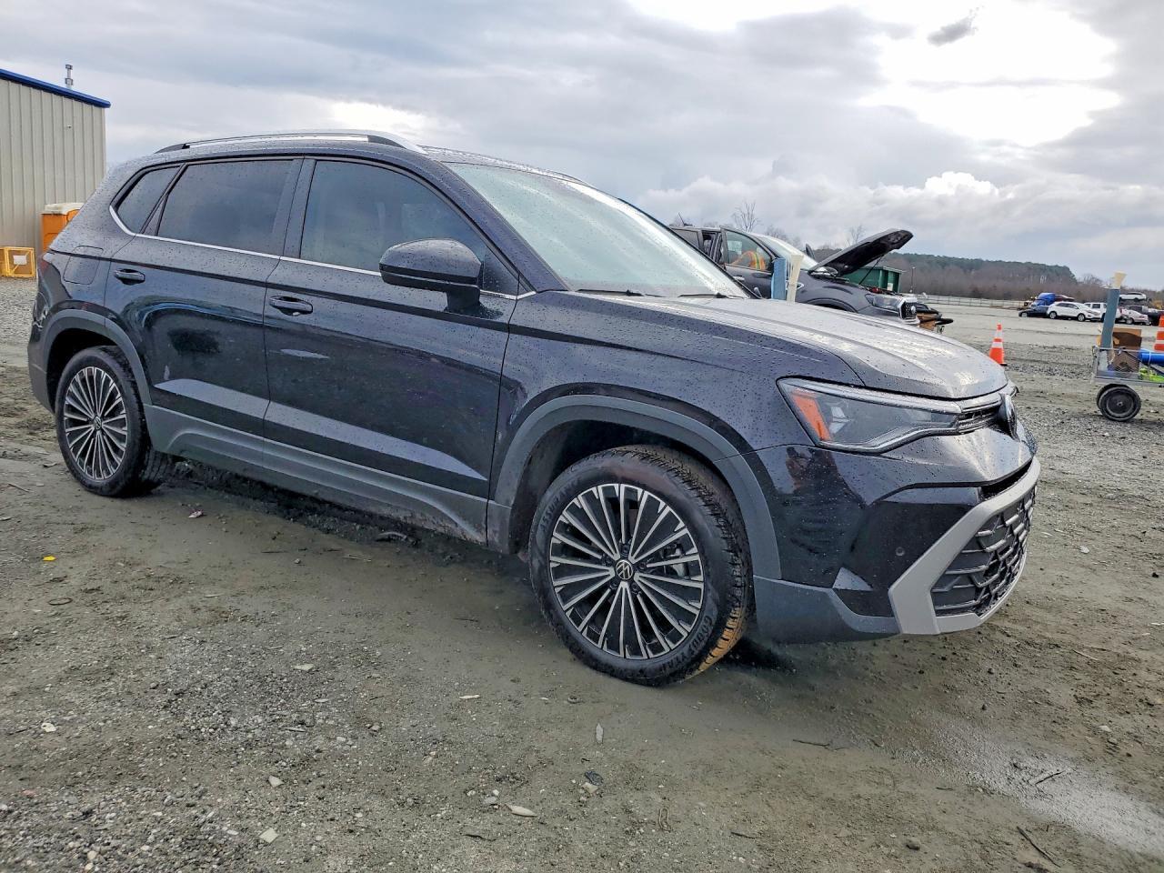 2025 Volk Taos Se - Фото 4