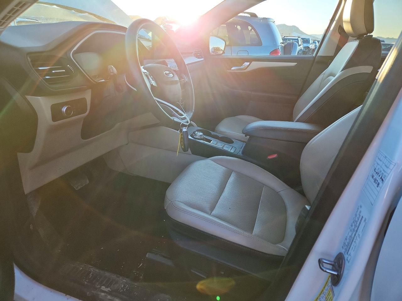 2021 Ford Escape Sel - Фото 7