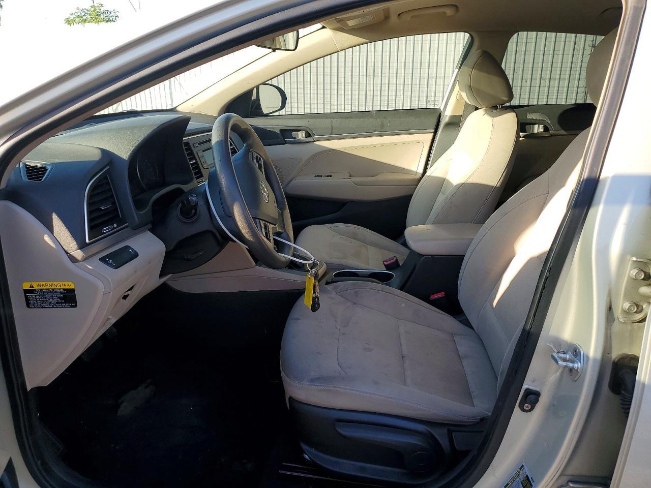 2017 Hyundai Elantra Se - Фото 7