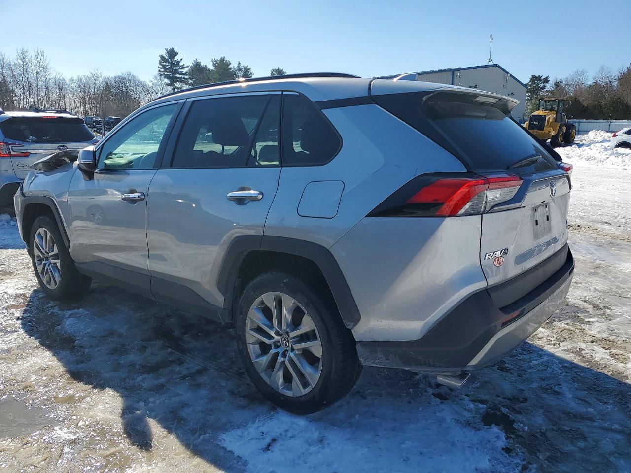 2022 Toyota Rav4 Limited - Фото 2