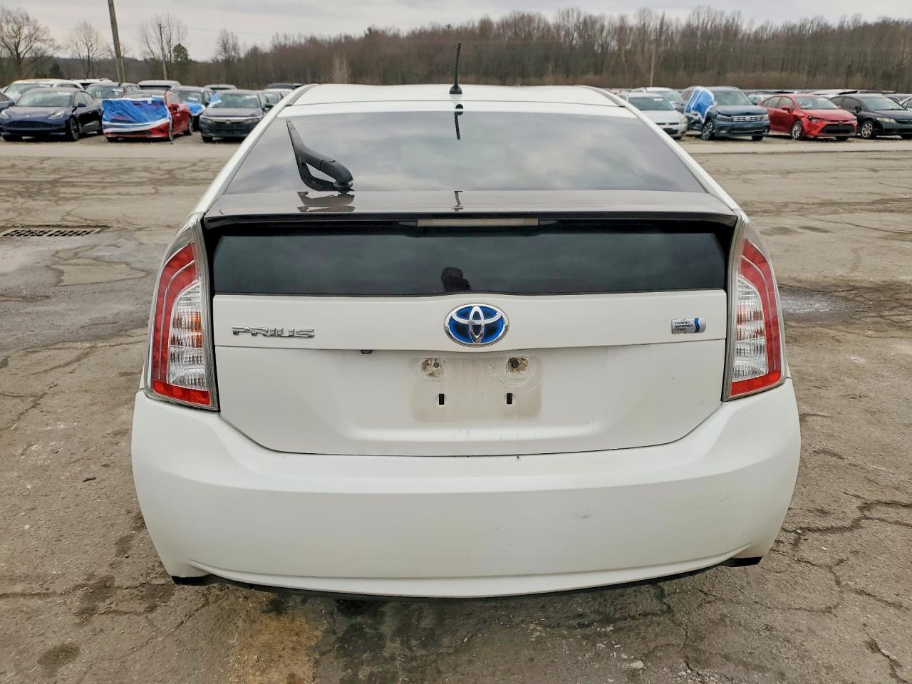 2015 Toyota Prius - Image 6