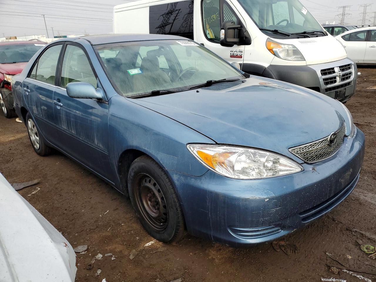 2004 Toyota Camry - Image 4