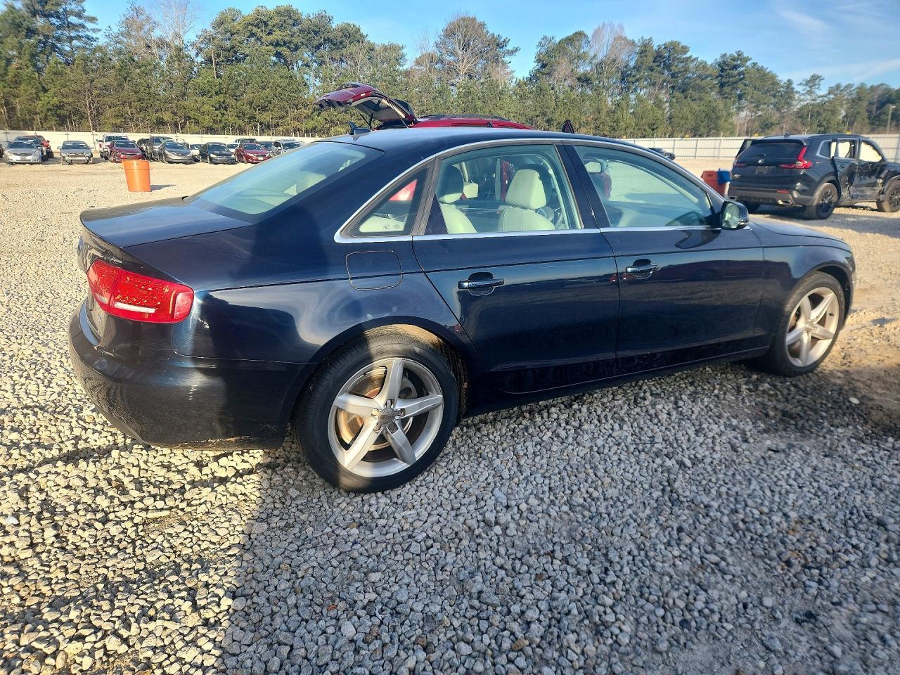 2011 Audi A4 Premium Plus - Фото 3