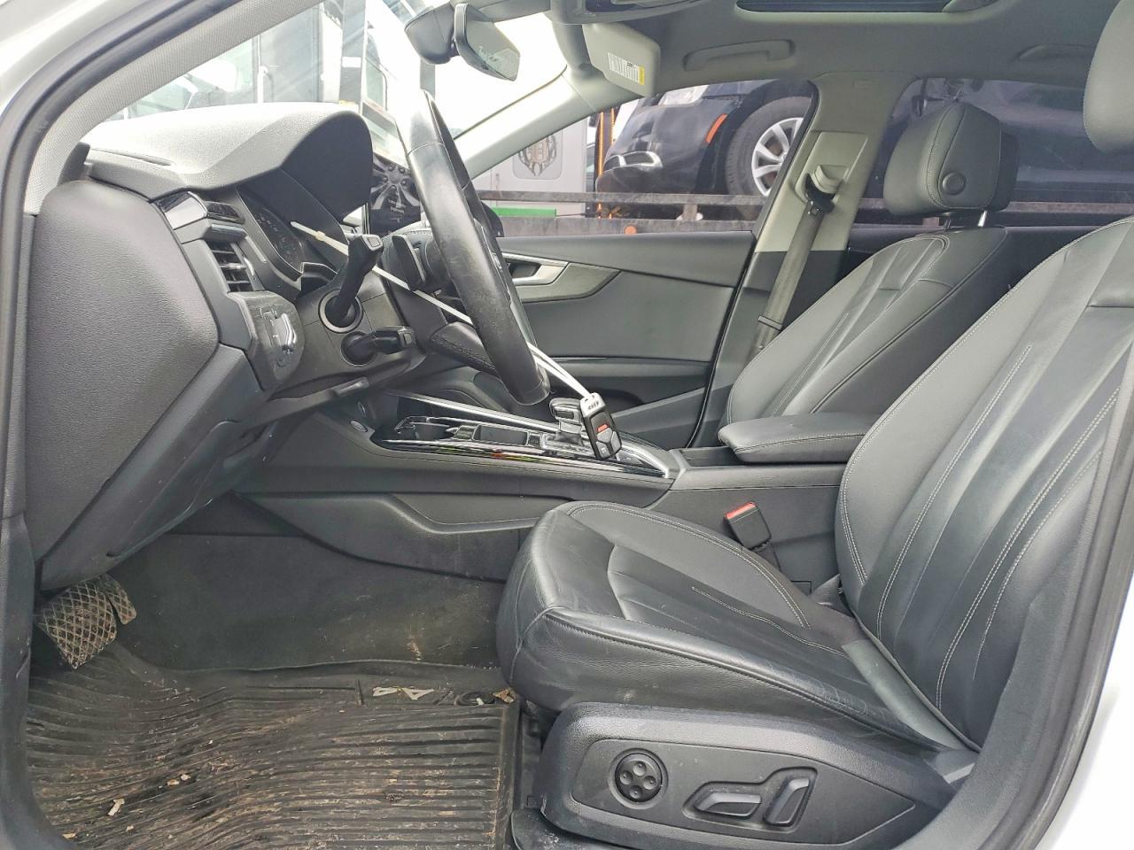 2021 Audi A4 Premium 40 - Фото 7