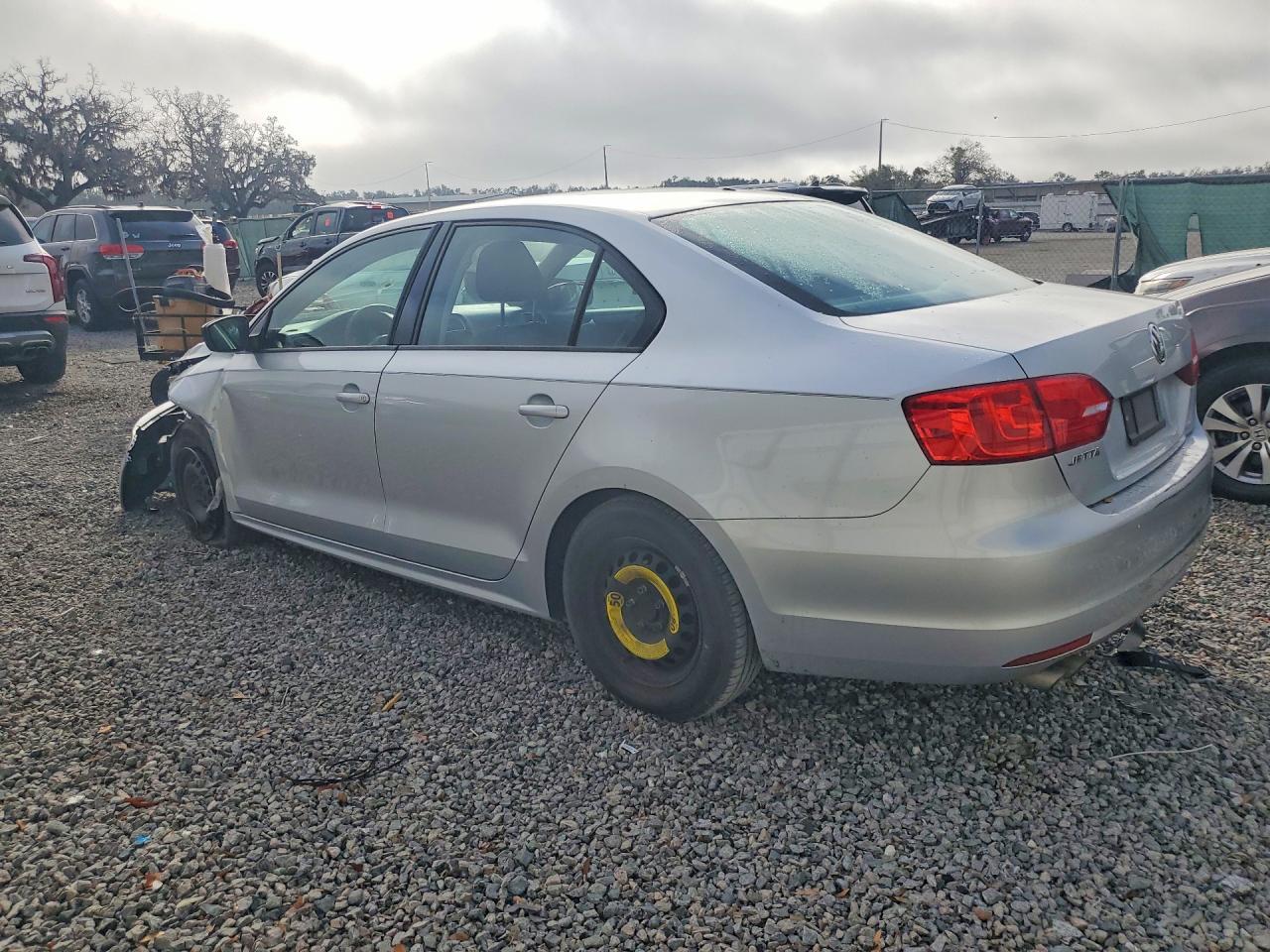 2014 Volkswagen Jetta Base - Фото 2
