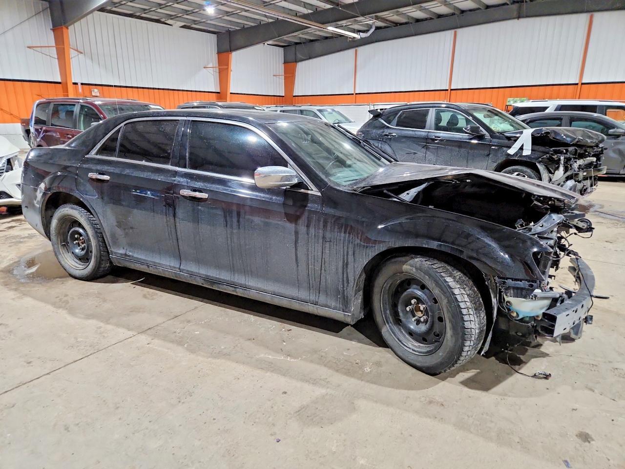 2012 Chrysler 300 Limited - Фото 4
