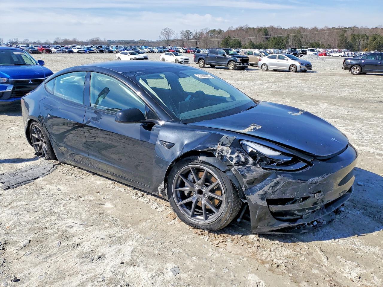 2023 Tesla Model 3 - Image 4