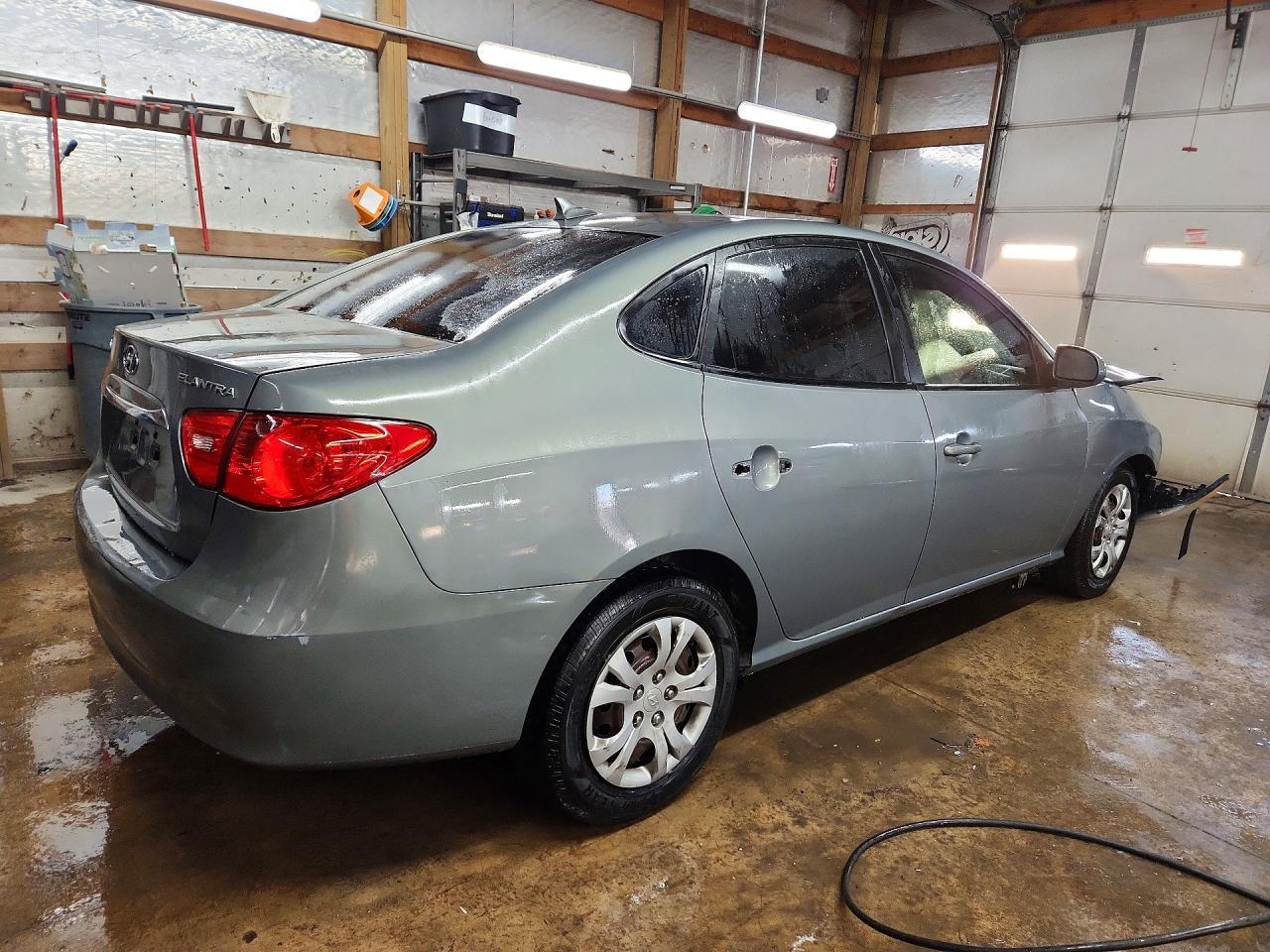 2010 Hyundai Elantra Blue - Фото 3