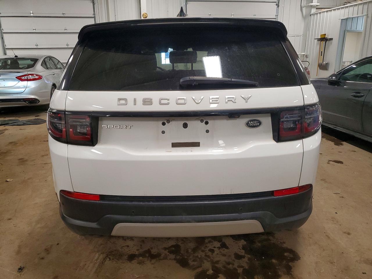 2020 Land Rover Discovery Sport S - Фото 6