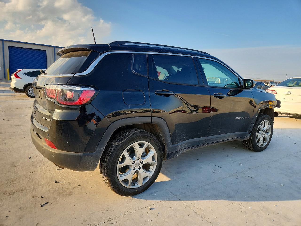 2022 Jeep Compass Limited - Фото 3