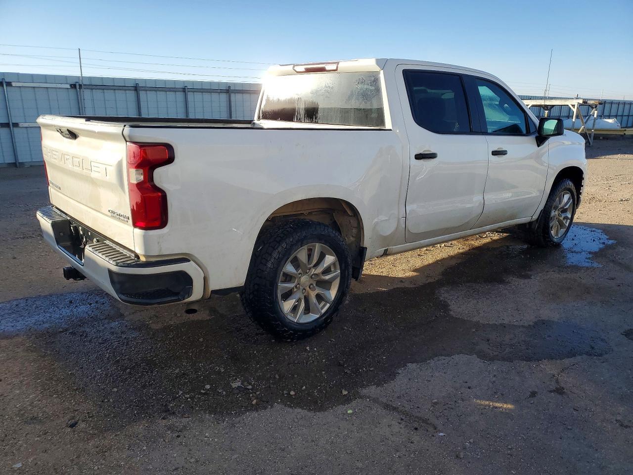 2019 Chevrolet Silverado C1500 Custom - Фото 3