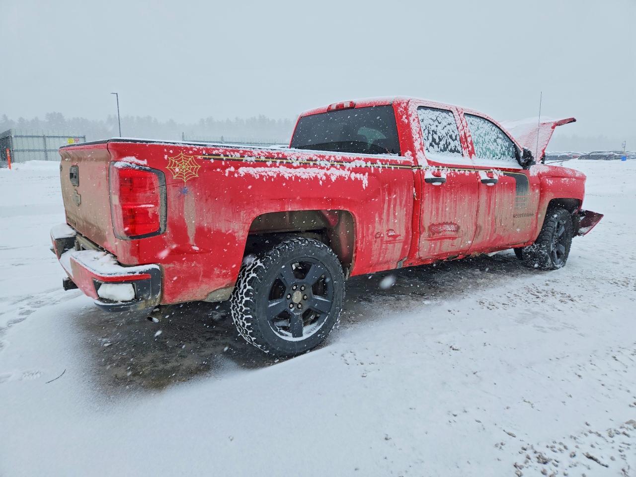 2018 Chevrolet Silverado K1500 Custom - Фото 3