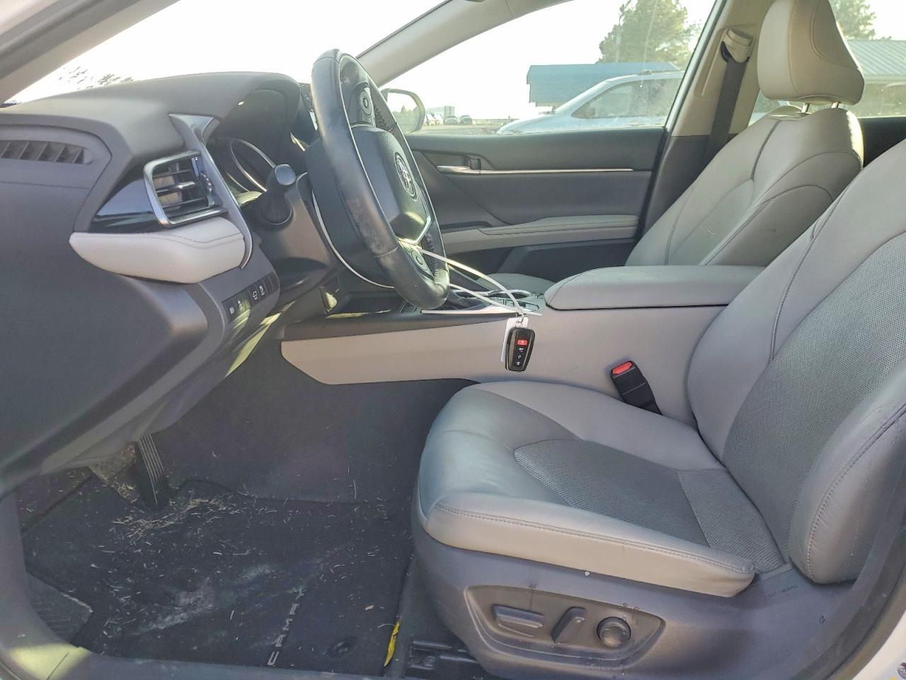 2021 Toyota Camry Xle - Фото 7