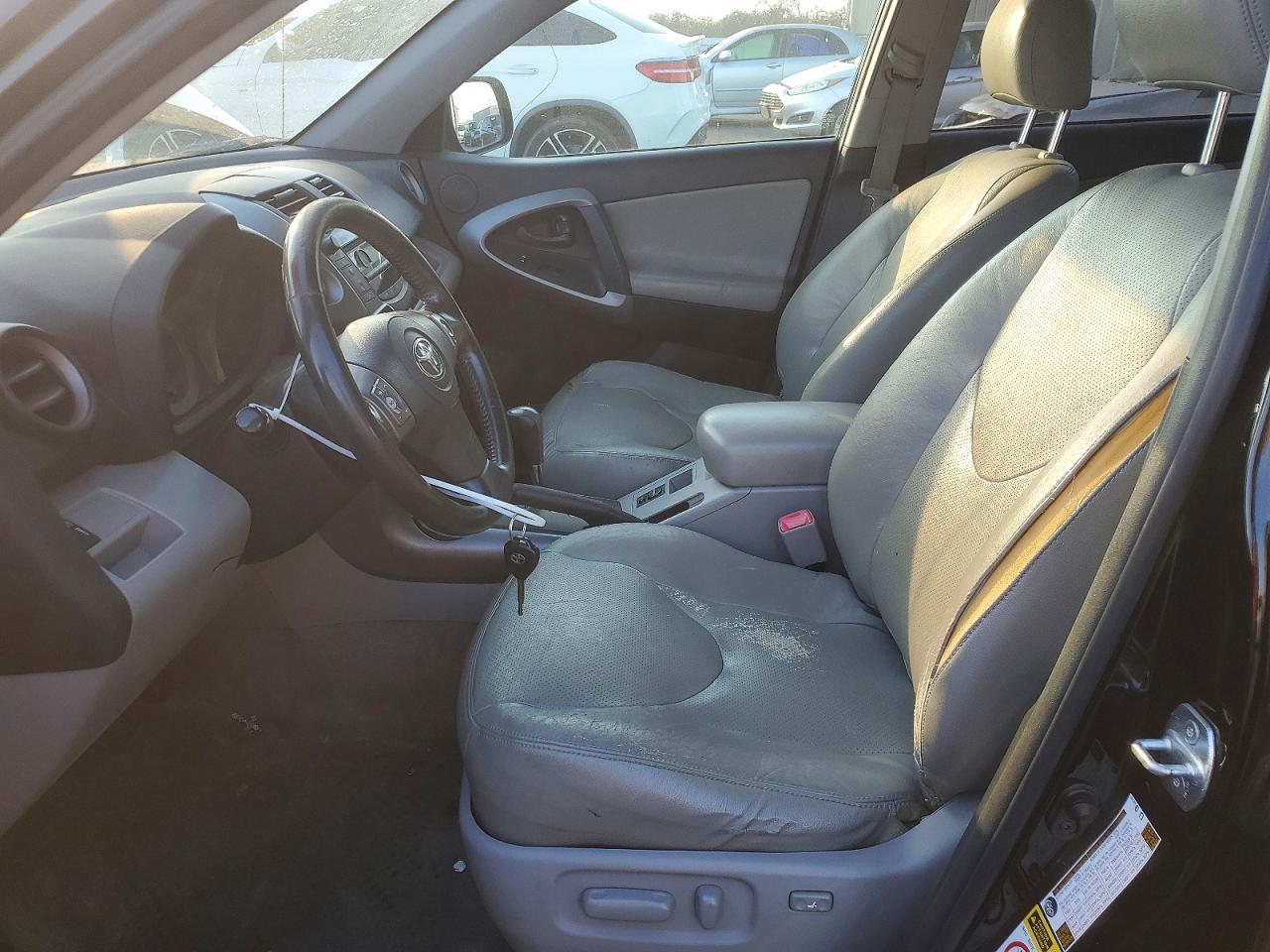 2008 Toyota Rav4 Limited - Image 7