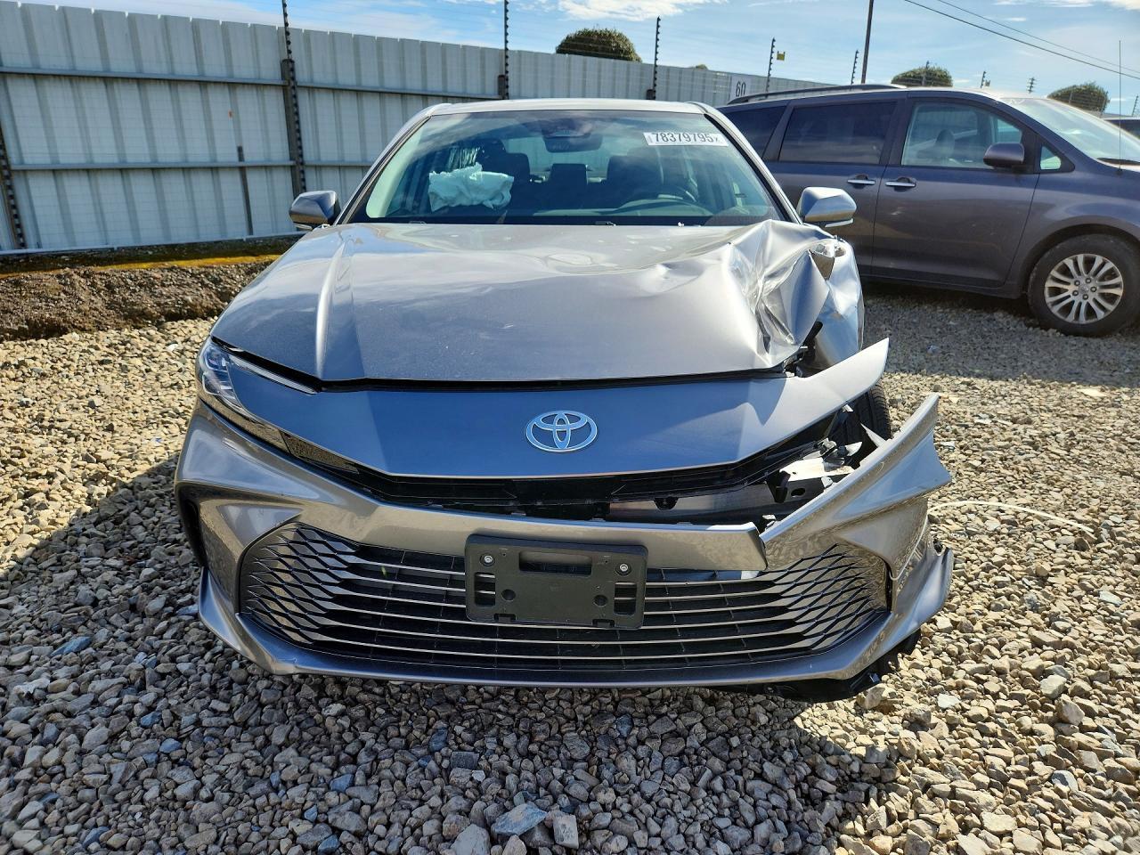 2025 Toyota Camry Xle - Image 5