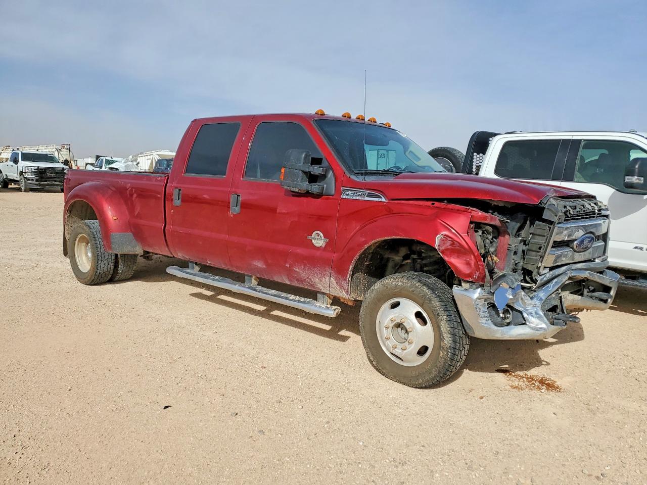 2015 Ford F350 Super Duty - Фото 4