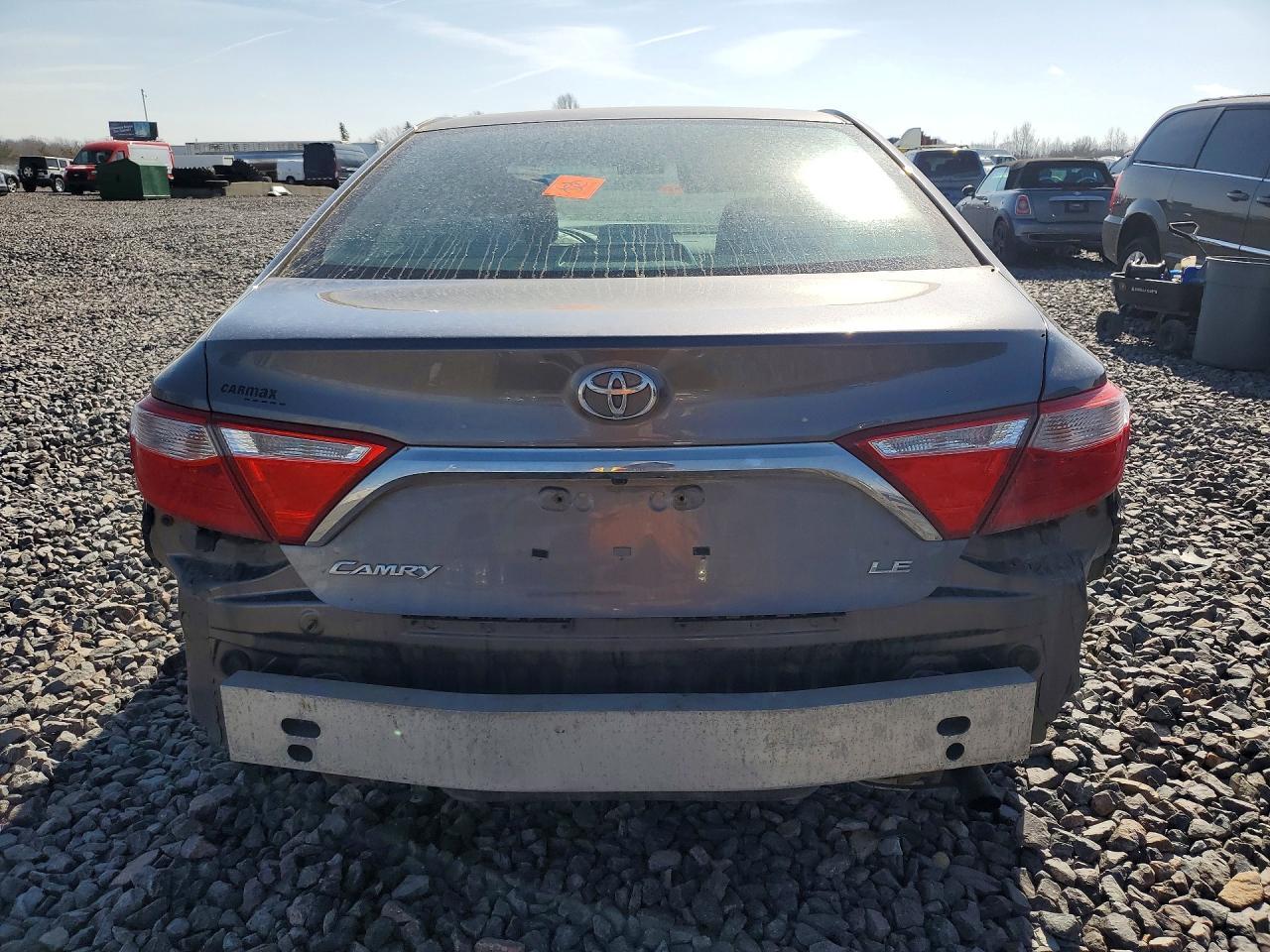 2015 Toyota Camry Le - Image 6