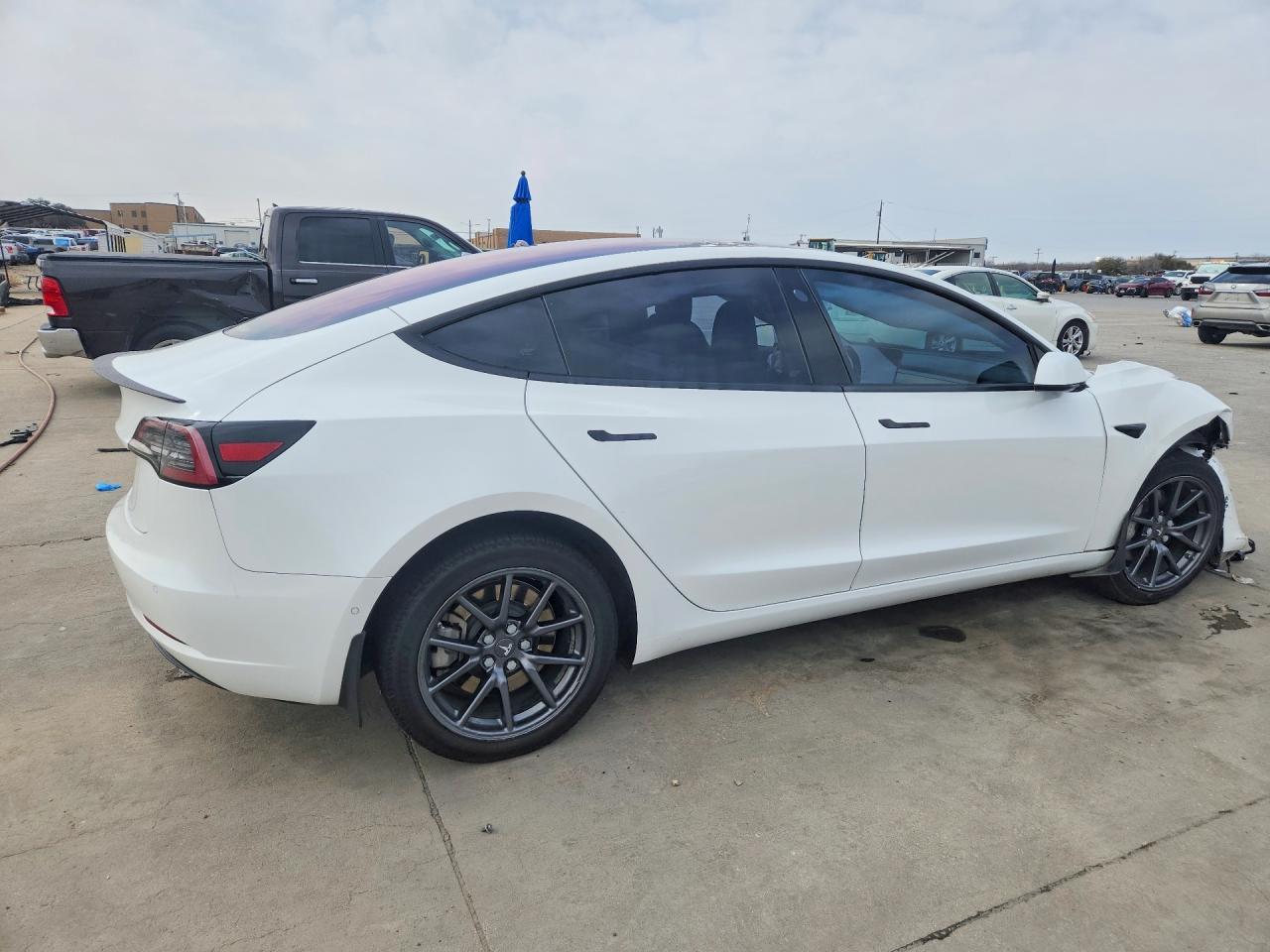 2018 Tesla Model 3 - Фото 3