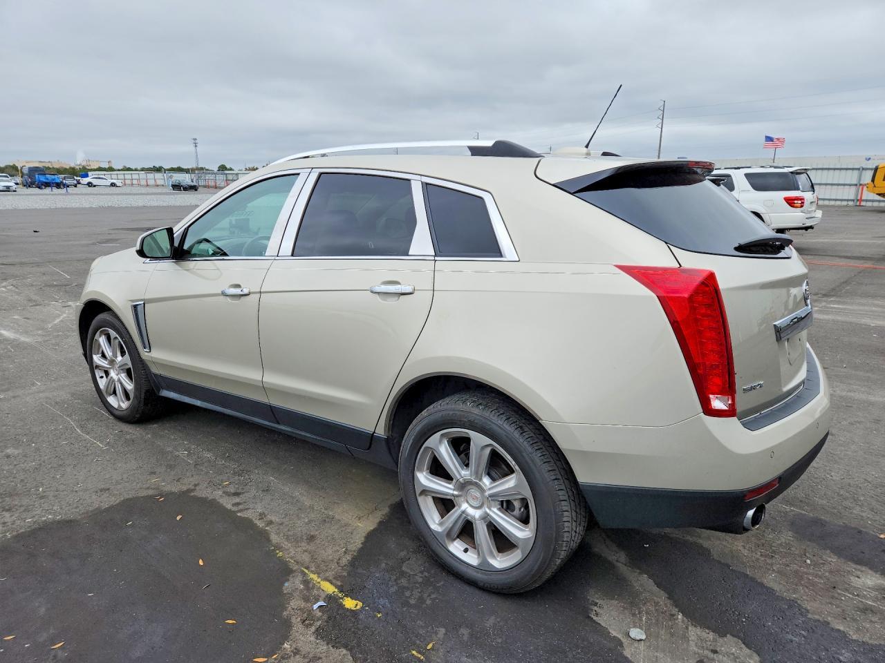 2015 Cadillac Srx Performance Collection - Image 2