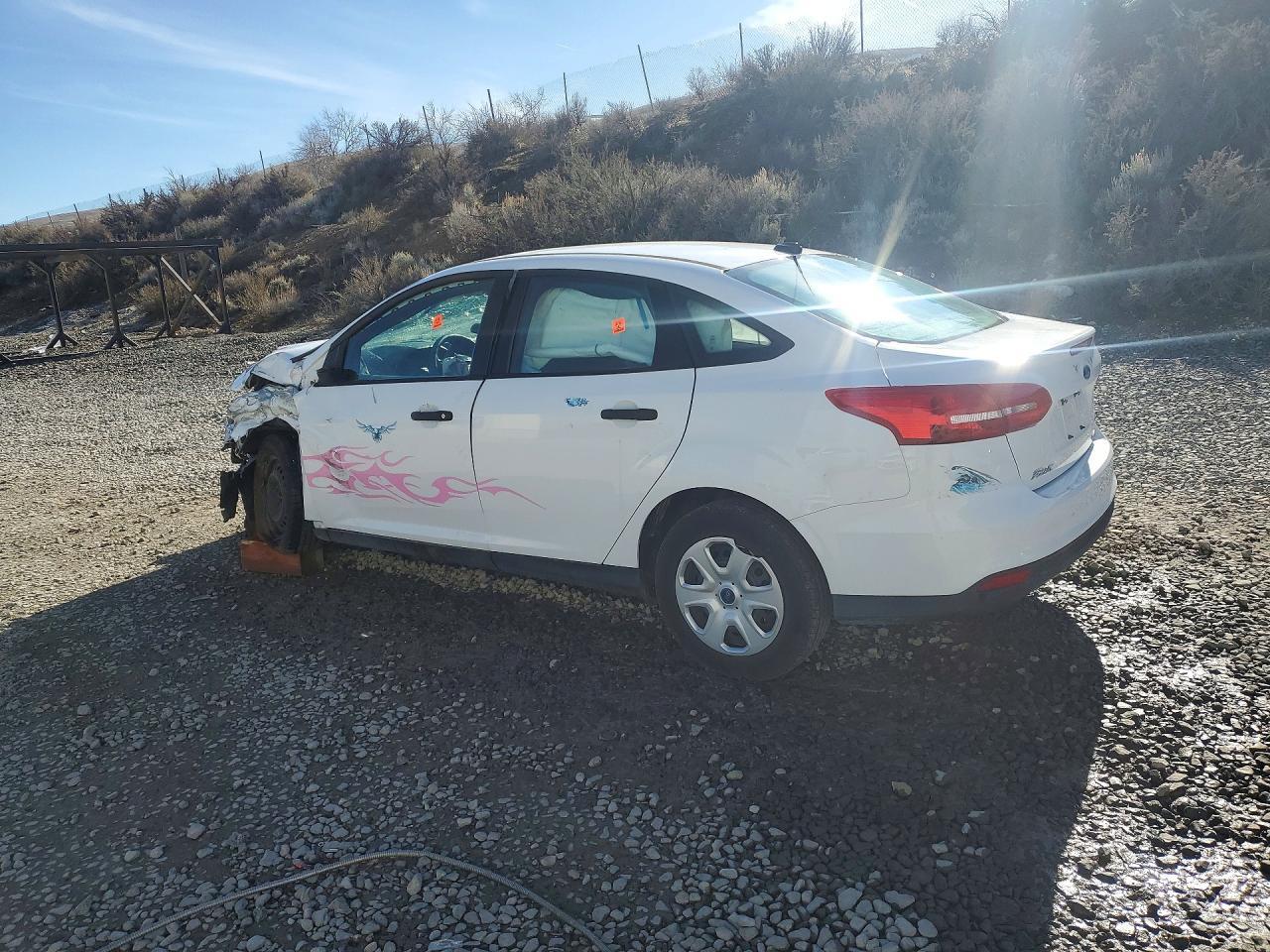 2016 Ford Focus S - Фото 2