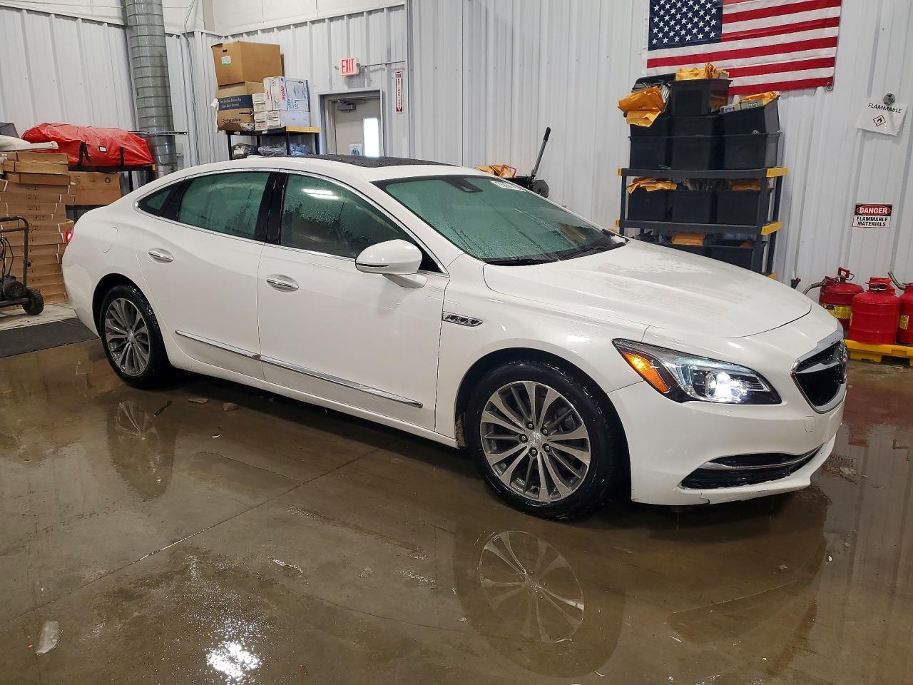 2018 Buick Lacrosse Premium - Фото 4