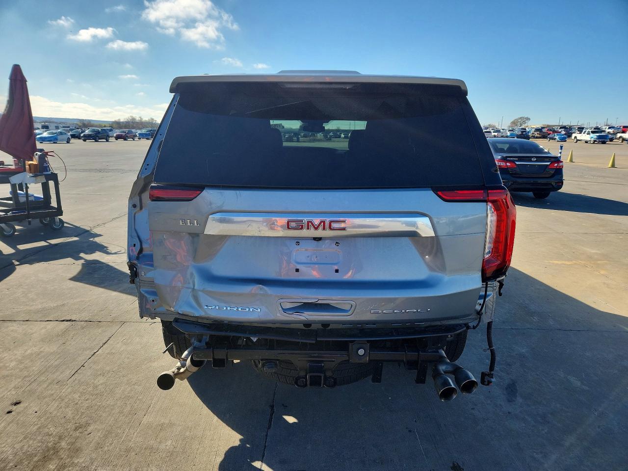 2024 GMC Yukon Denali - Фото 6