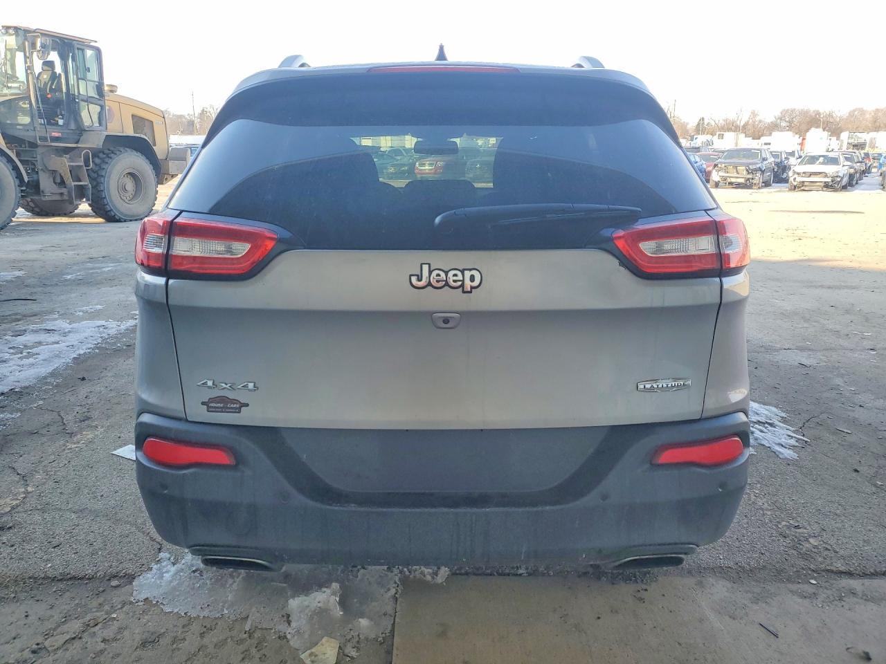 2016 Jeep Cherokee Latitude - Фото 6