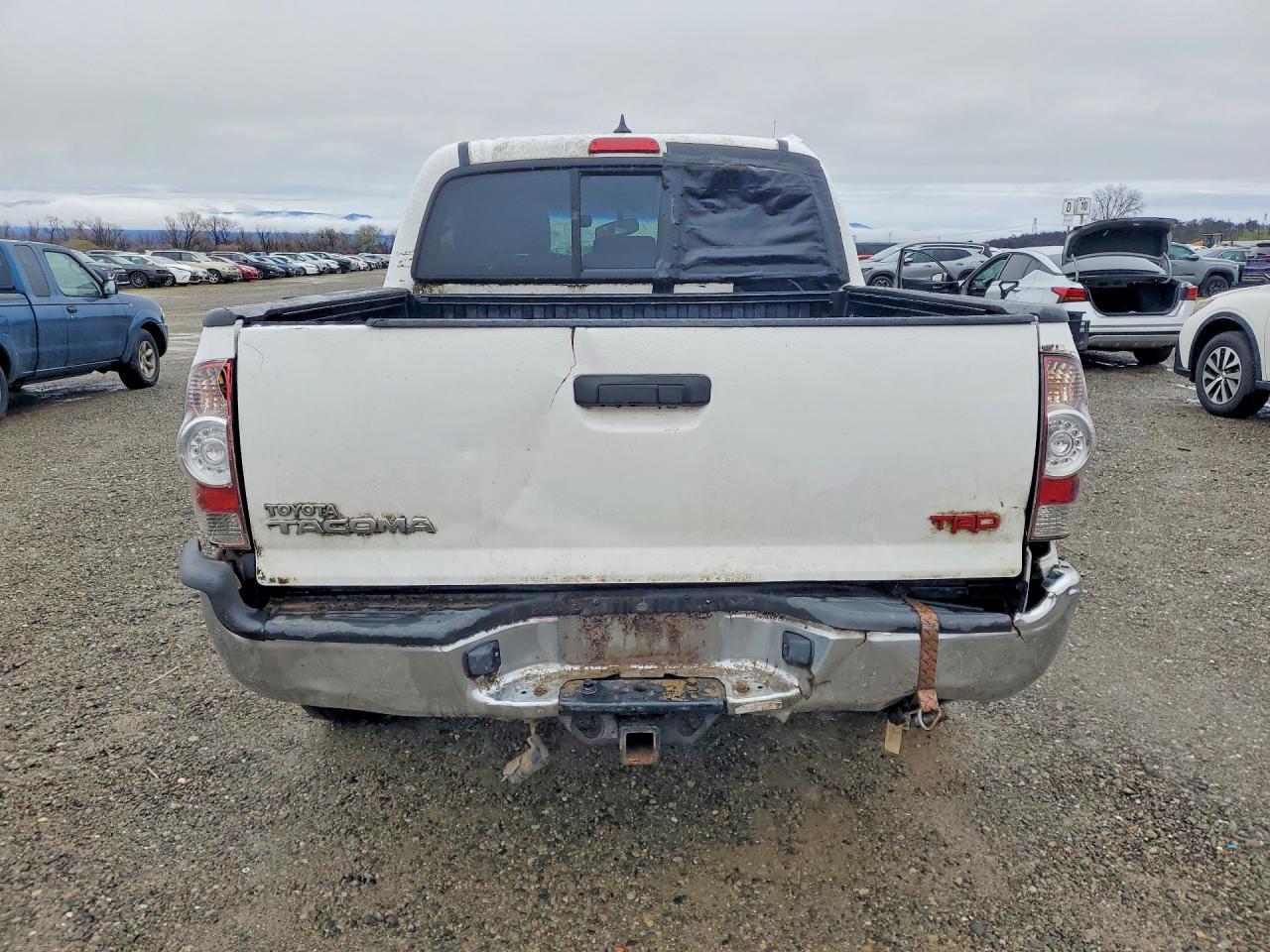 2014 Toyota Tacoma Double Cab - Image 6