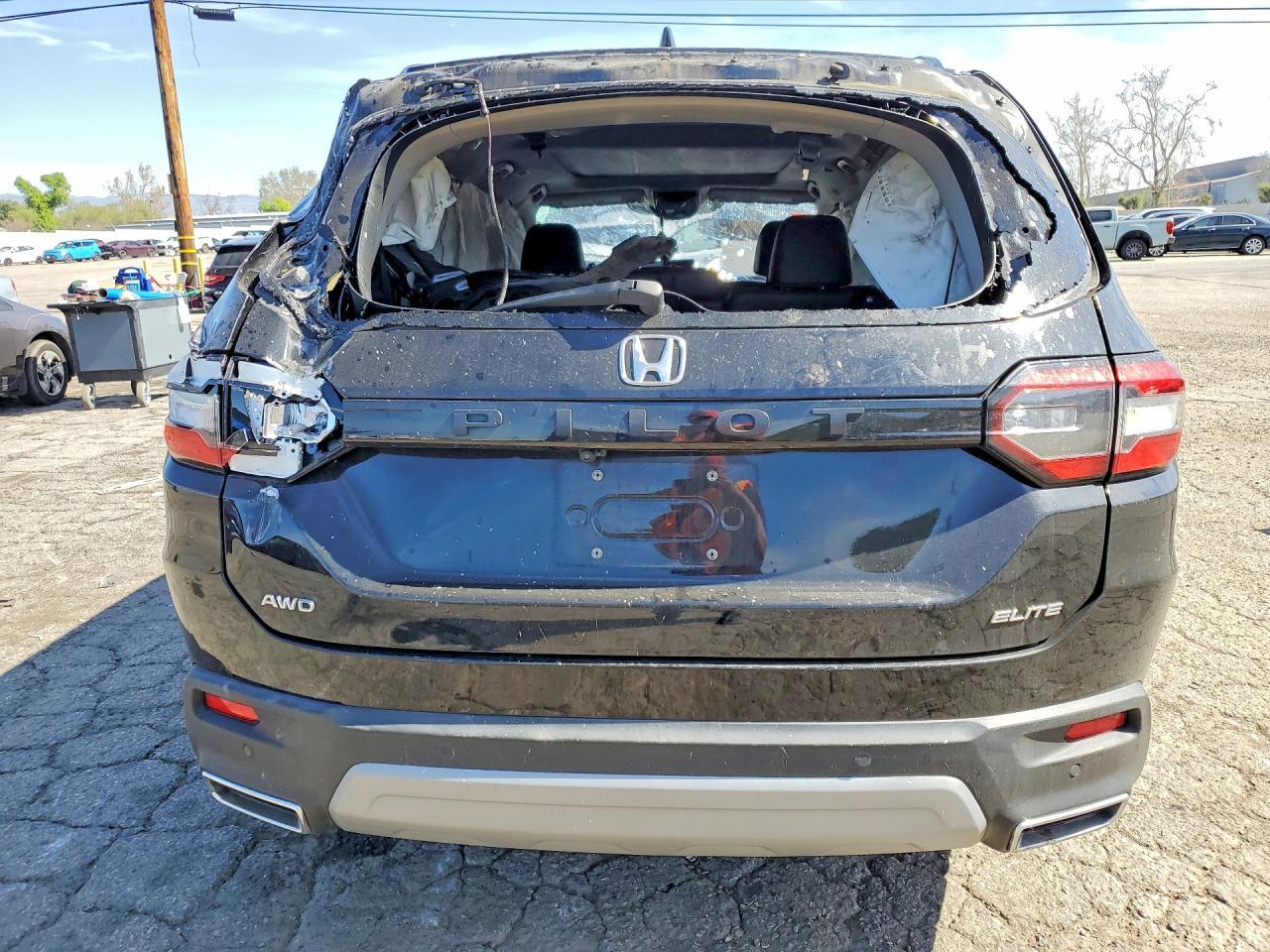 2023 Honda Pilot Elite - Image 6