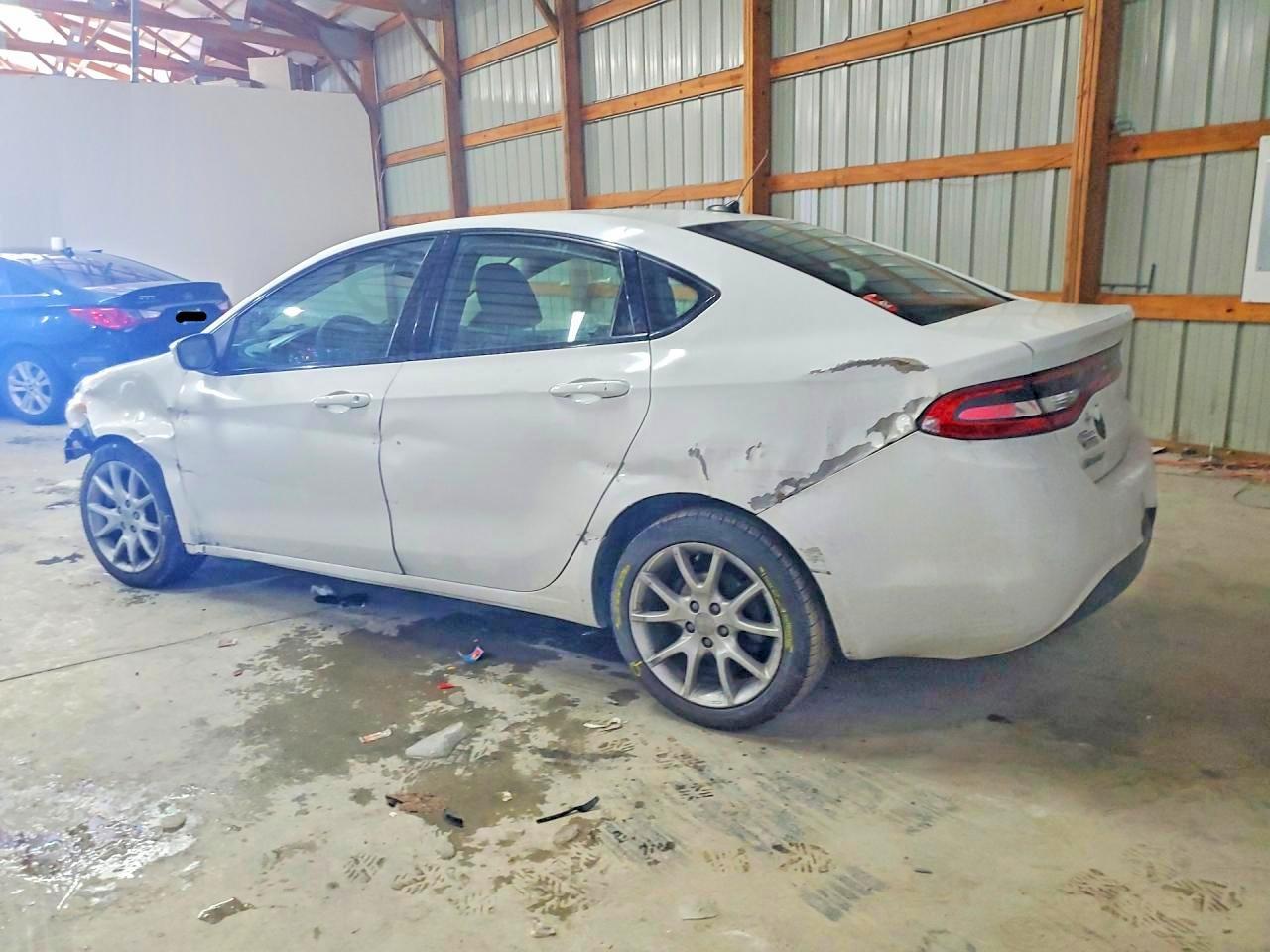 2013 Dodge Dart Sxt - Image 2