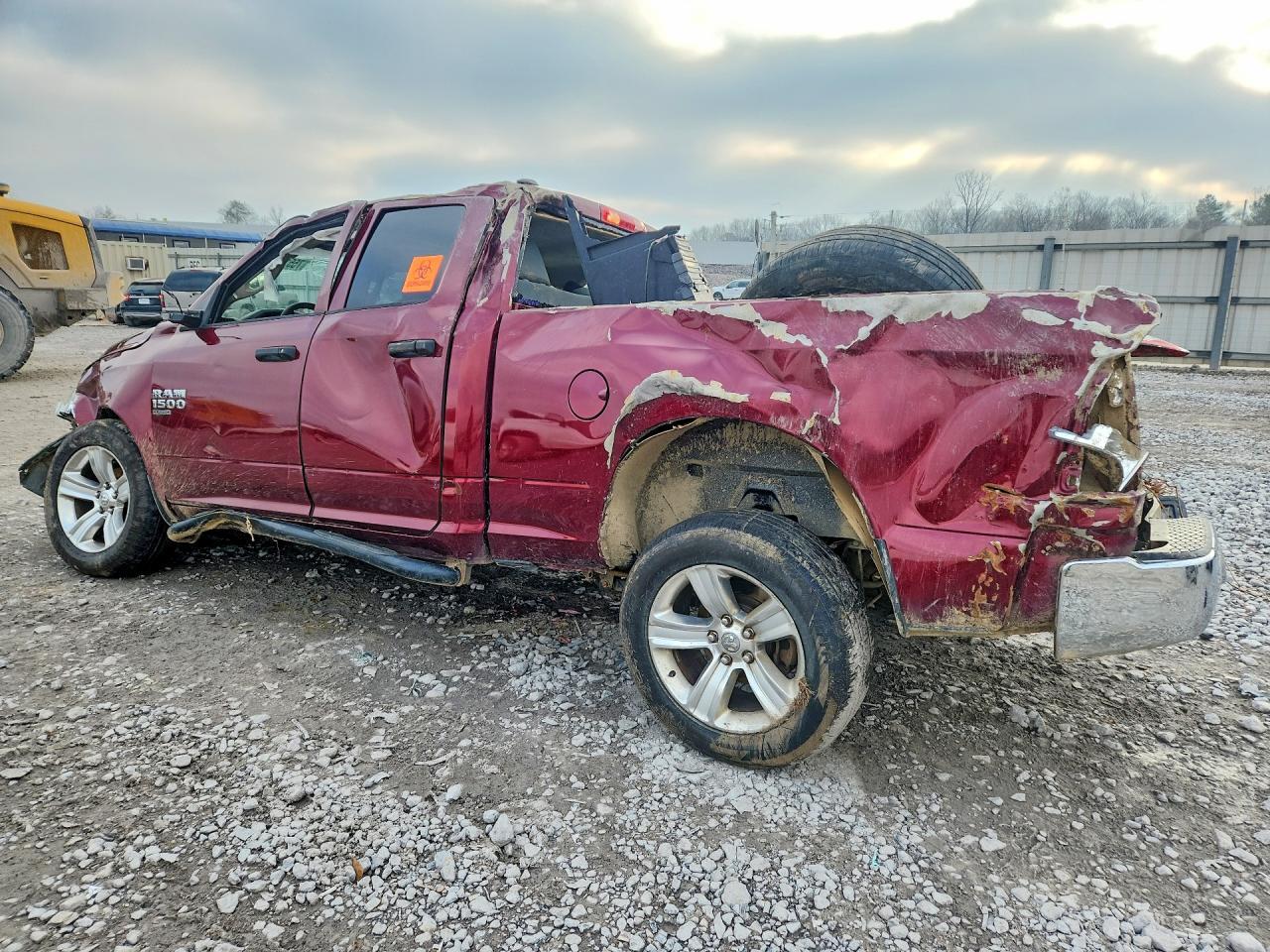 2019 Ram 1500 Classic Tradesman - Фото 2