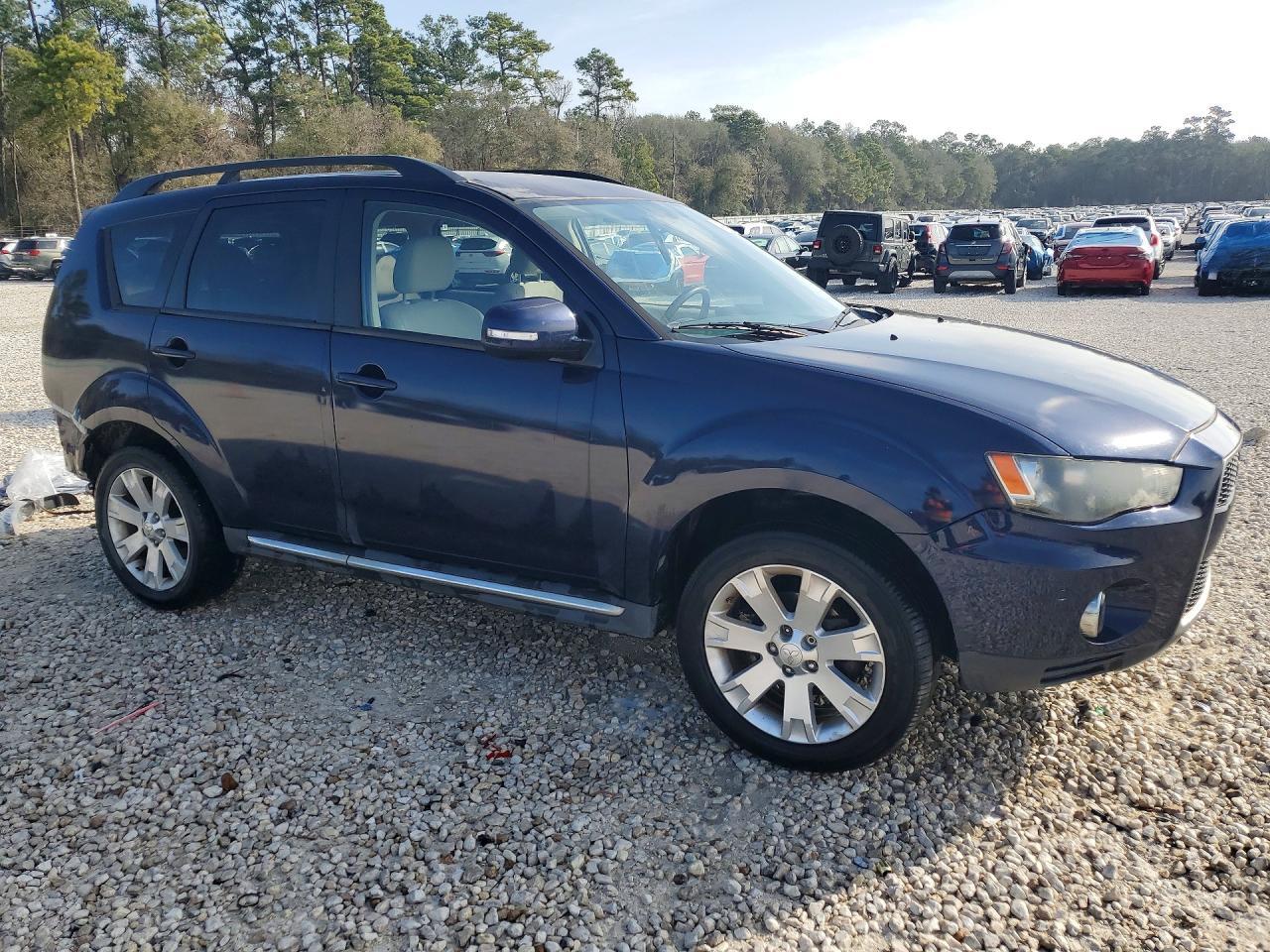 2010 Mitsubishi Outlander Se - Фото 4