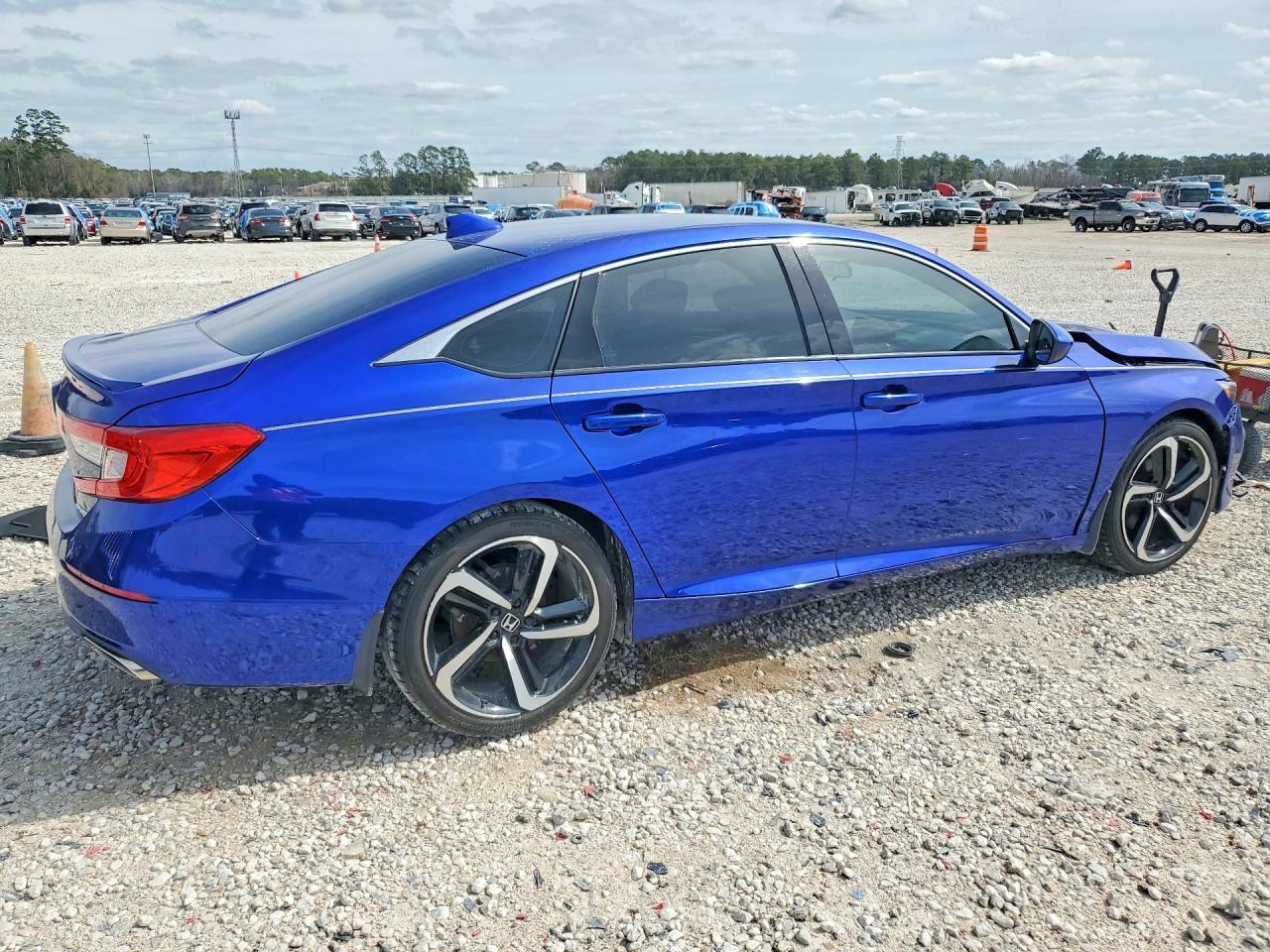 2018 Honda Accord Sport - Image 3