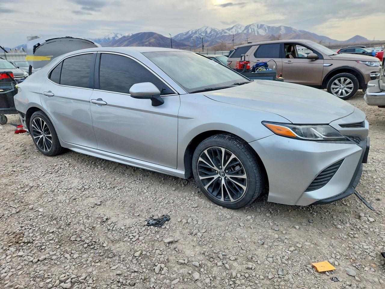 2018 Toyota Camry Se - Image 4