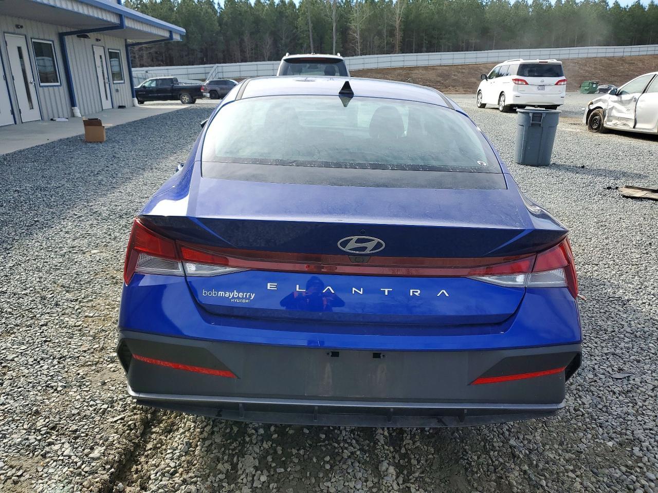 2024 Hyundai Elantra Sel - Image 6