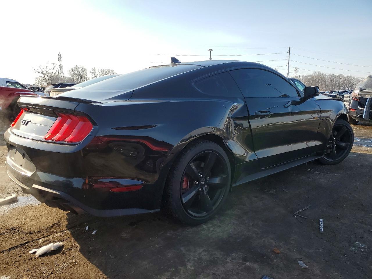 2022 Ford Mustang Gt - Image 3