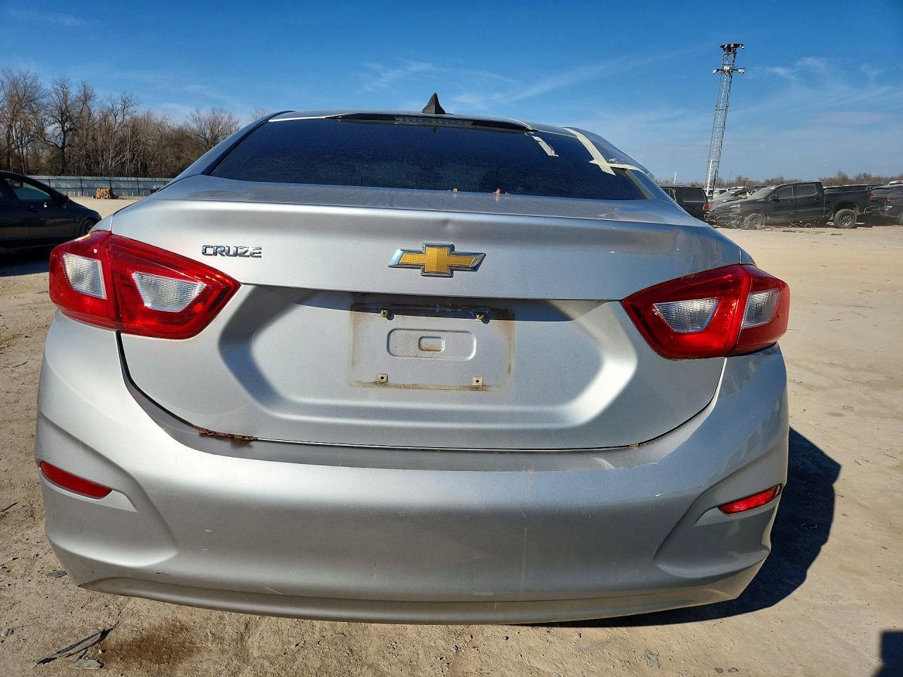 2017 Chevrolet Cruze Ls - Фото 6