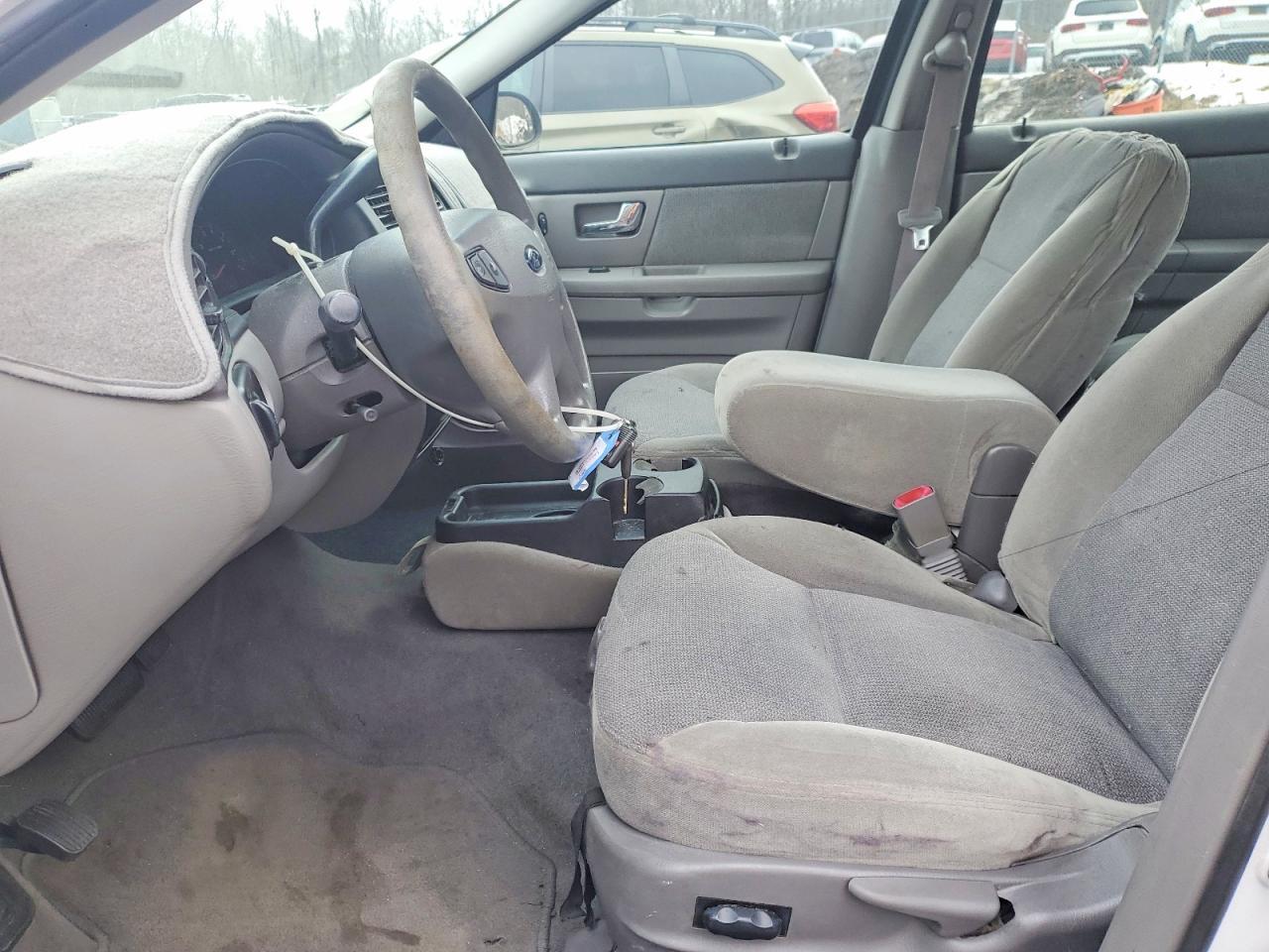 2002 Ford Taurus Ses - Фото 7