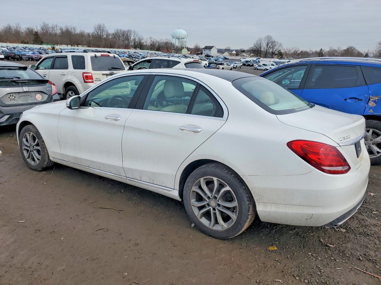 2015 Mercedes-Benz C 300 4Matic - Image 2